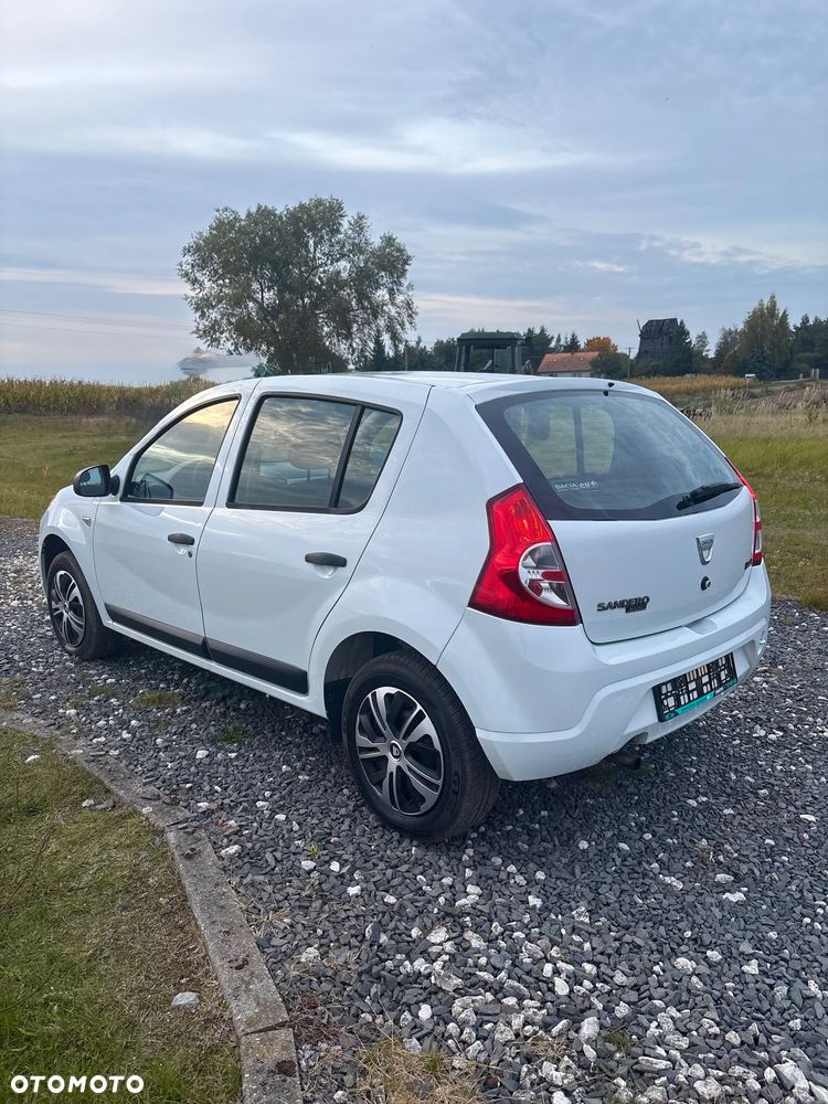 Dacia Sandero - 3