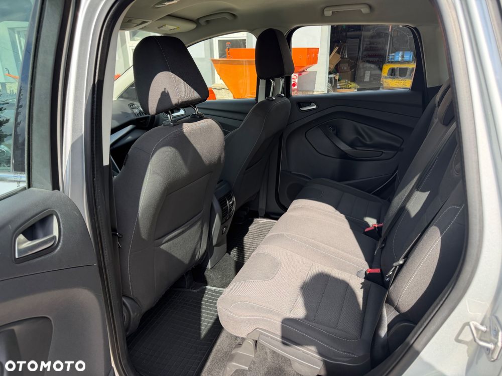 Ford Kuga 2.0 TDCi 4x2 Cool & Connect - 19