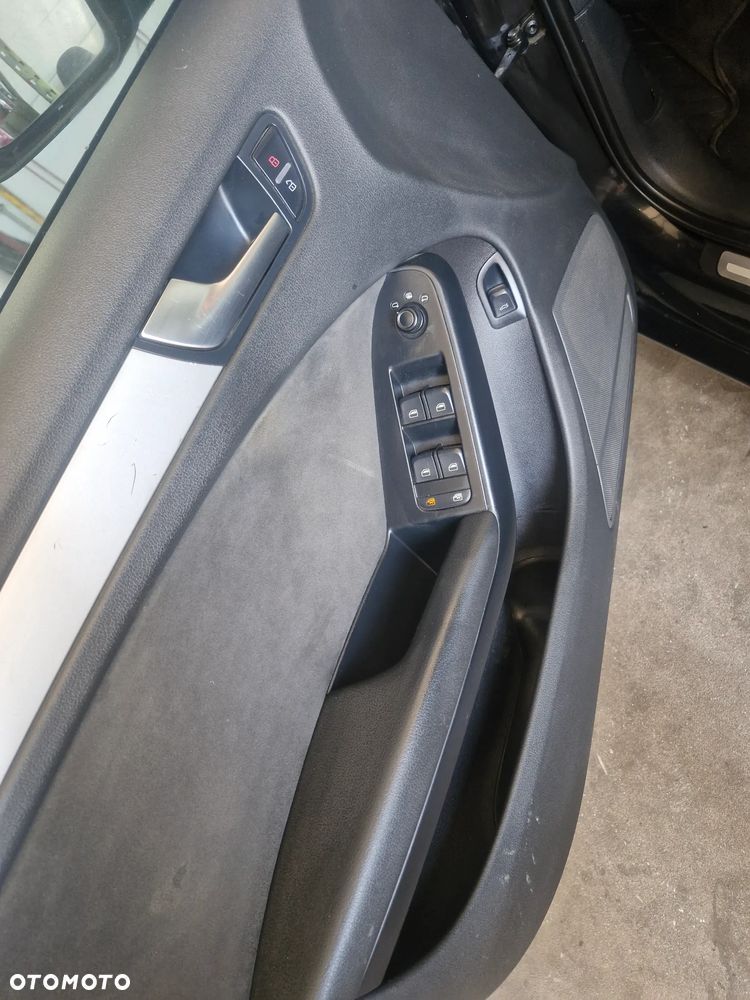 Audi A4 Limousine 2.0 TDI - 9