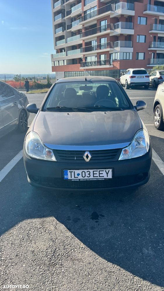 Renault Symbol 1.4 16V Privilege - 1