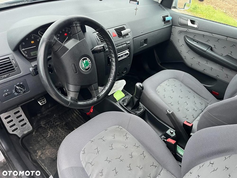 Skoda Fabia 2001 photo 5