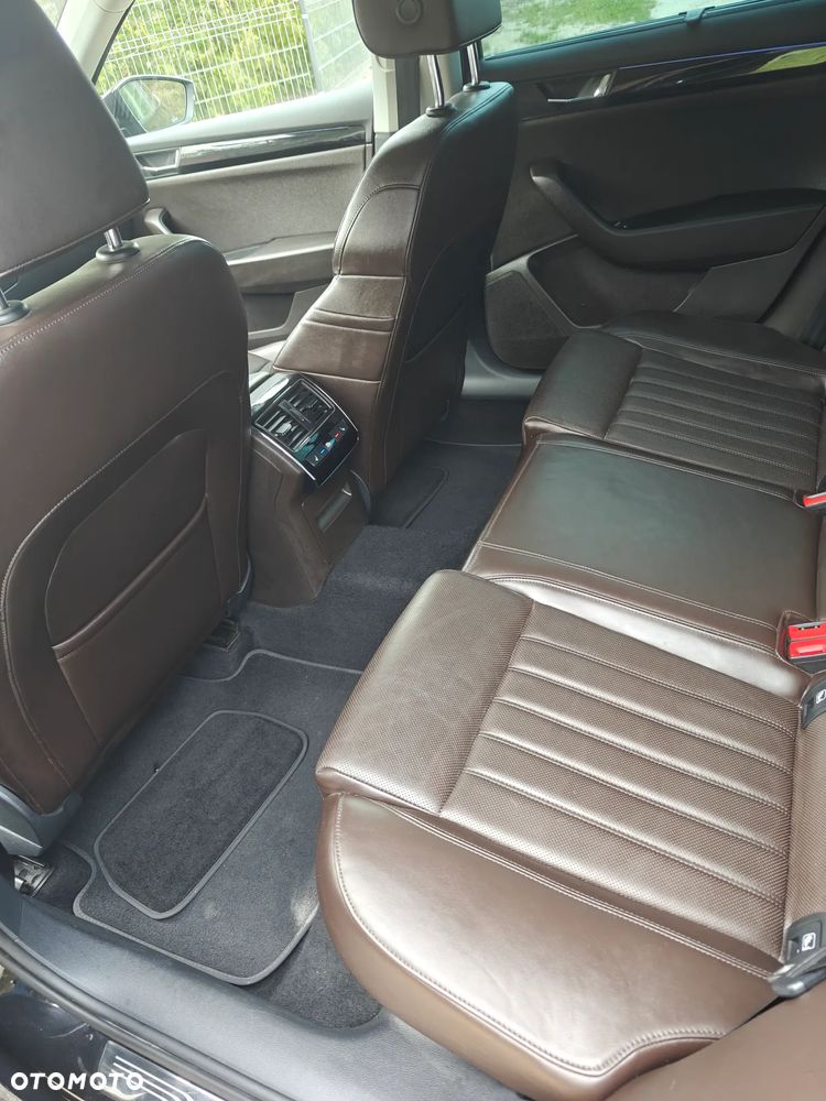 Skoda Superb 2.0 TSI 4x4 L&K DSG - 11