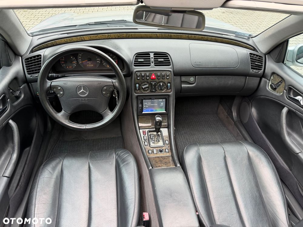 Mercedes-Benz CLK - 9