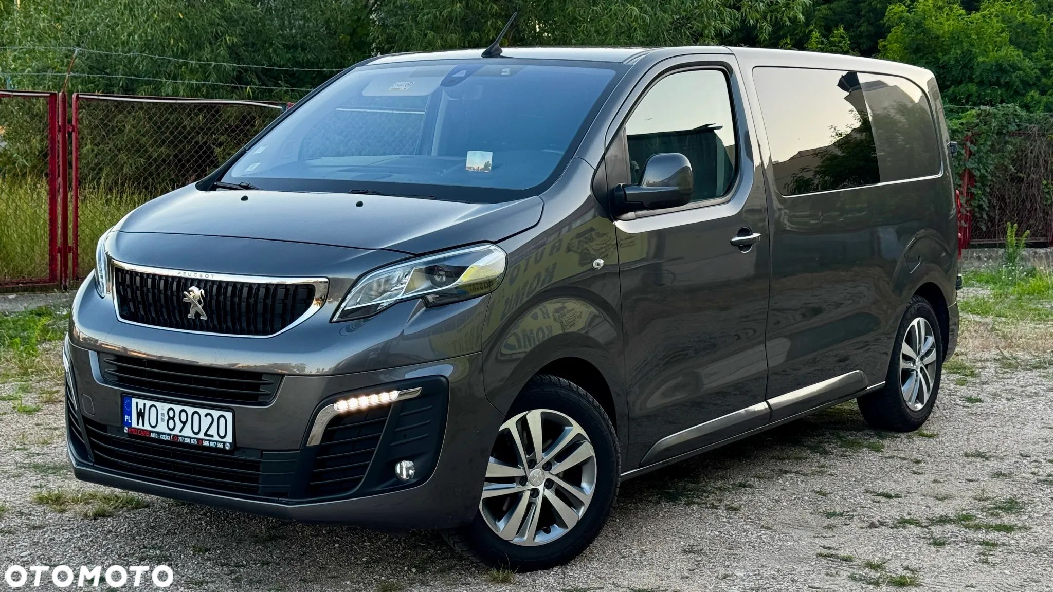 Peugeot Expert 2.0 BlueHDi Standard 2,8t (bryg.) S&S EAT8 - 1