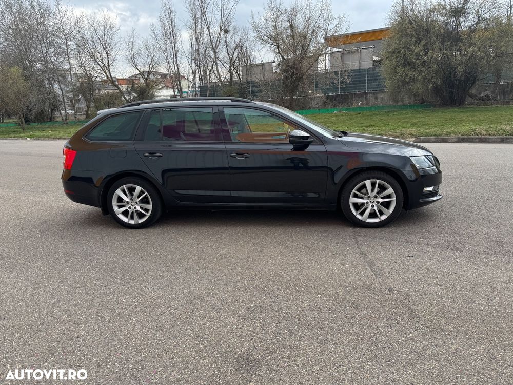 Skoda Octavia 2.0 TDI DSG Ambition - 3