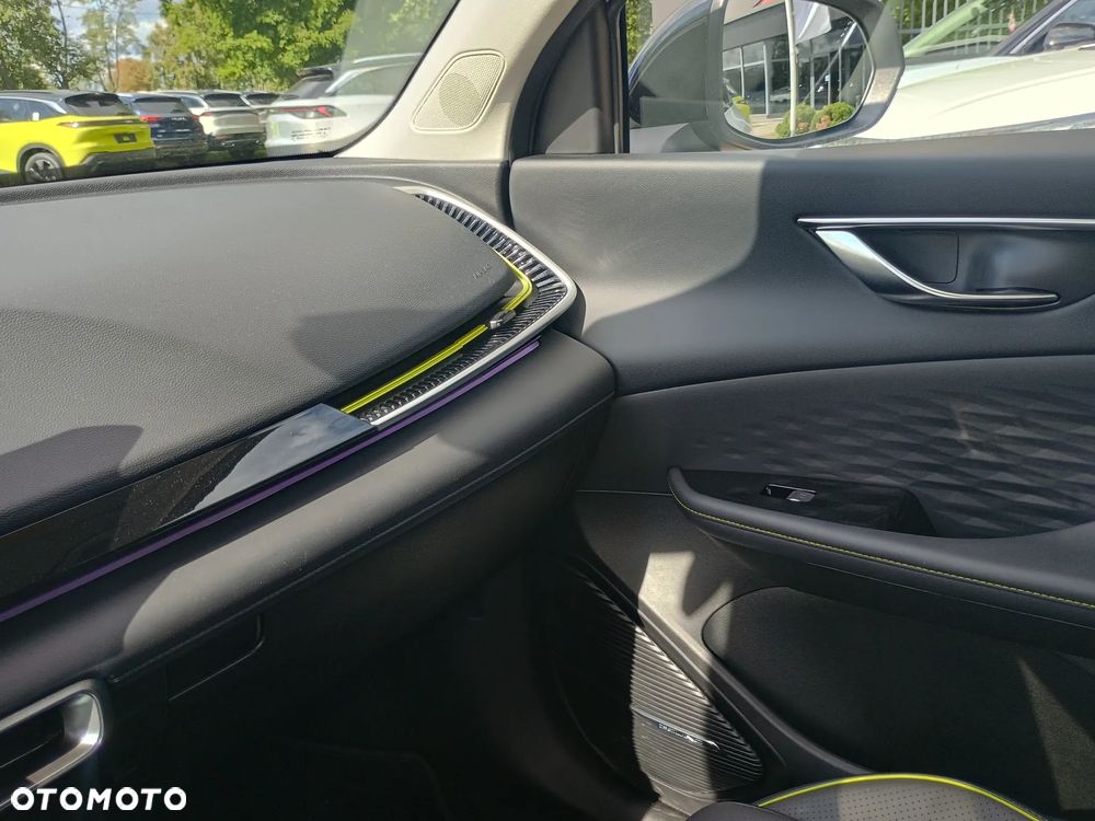 BAIC 5 1.5T Comfort DCT - 24
