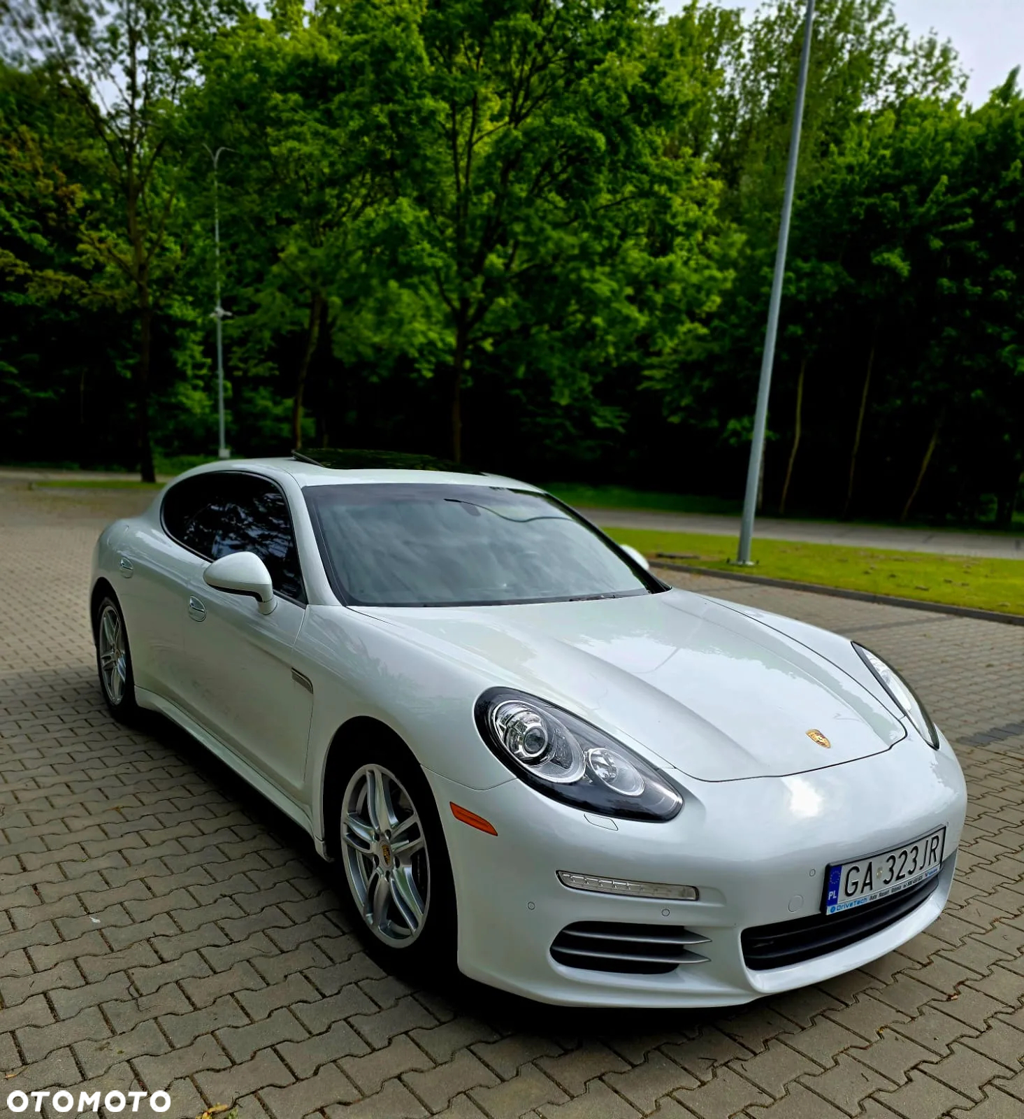 Porsche Panamera 4 PDK Edition - 11
