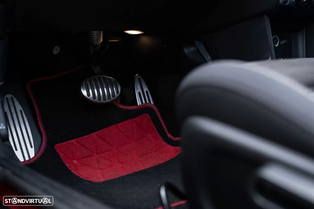 MINI Cabrio Cooper Premium Plus JCW Auto - 22