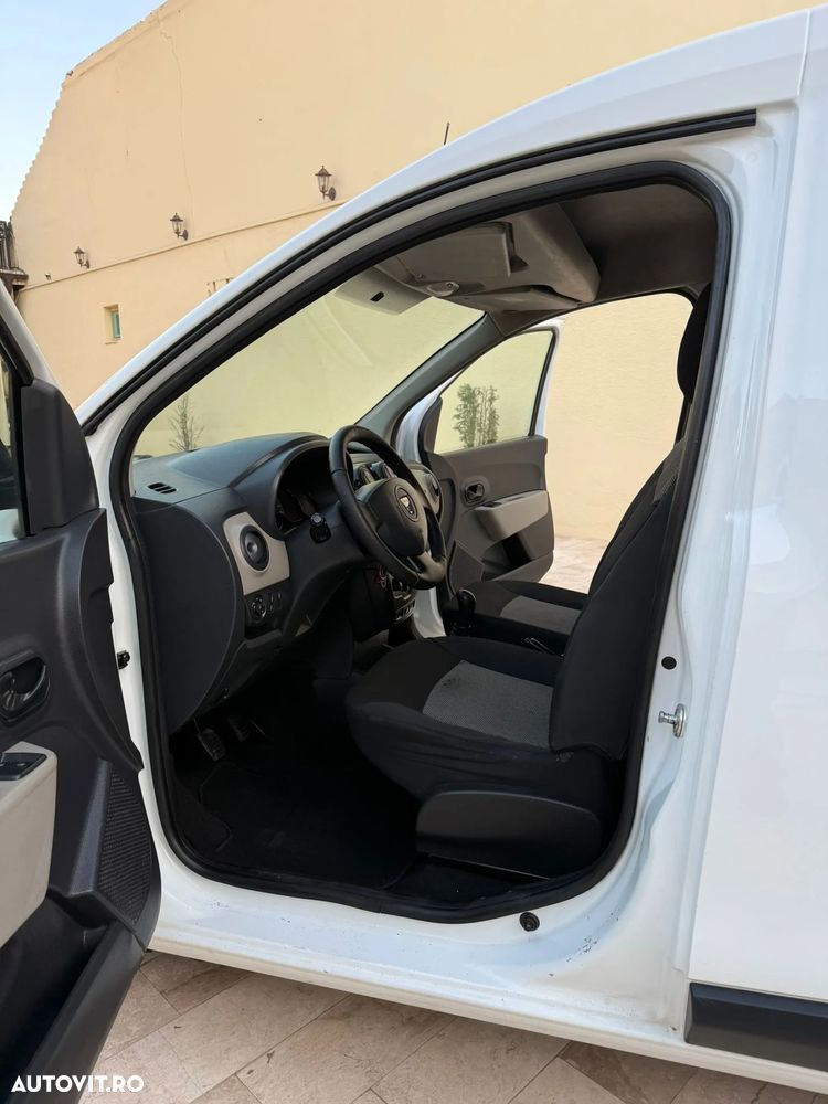 Dacia Dokker - 5