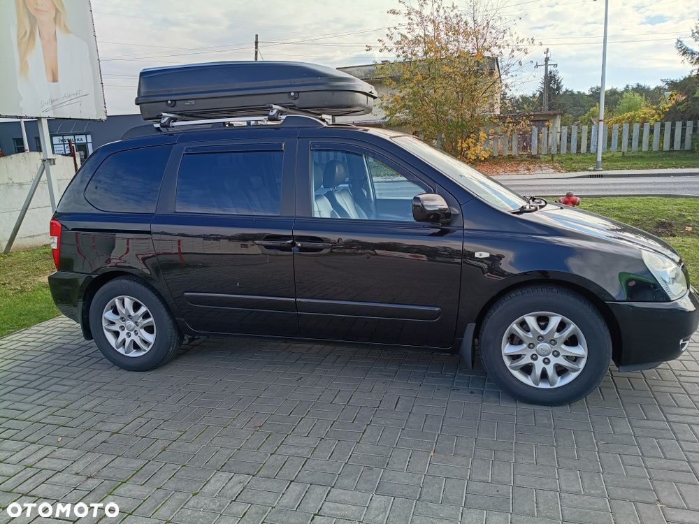 Kia Carnival - 6
