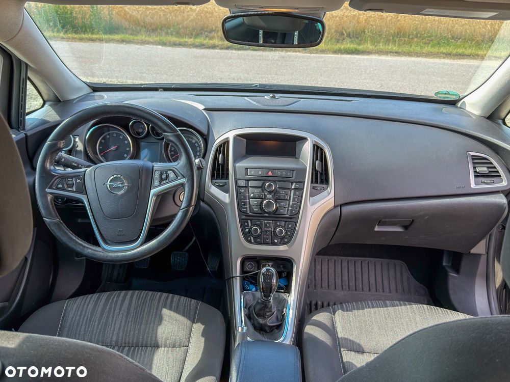 Opel Astra 1.4 Essentia - 24