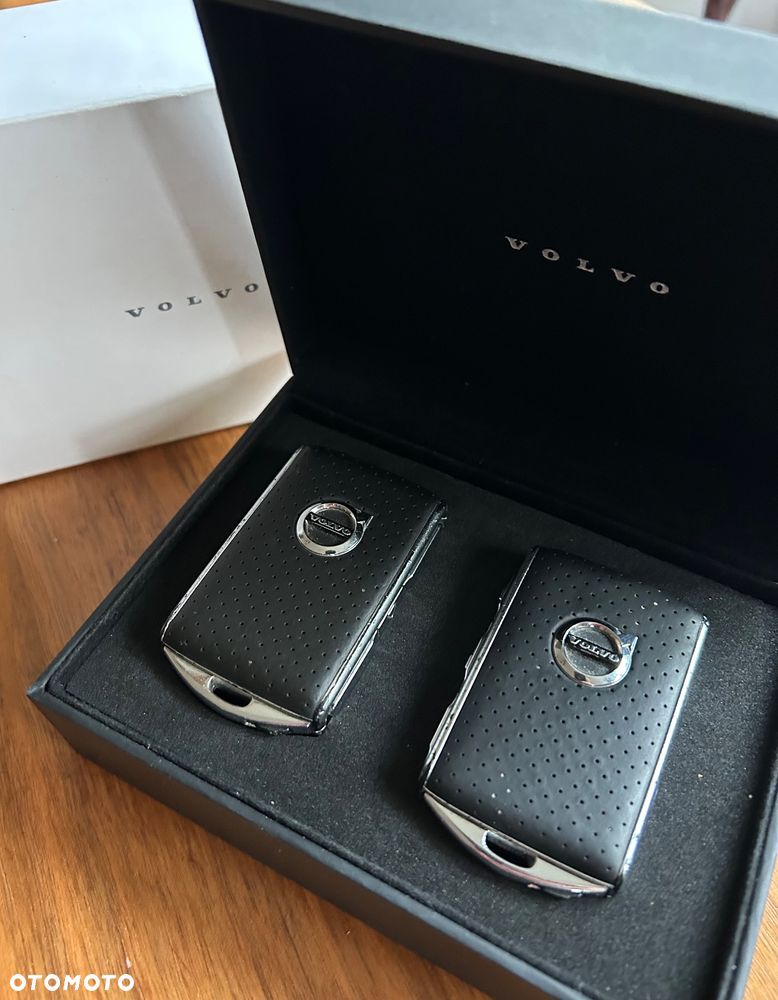 Volvo XC 60 D4 R-Design - 27