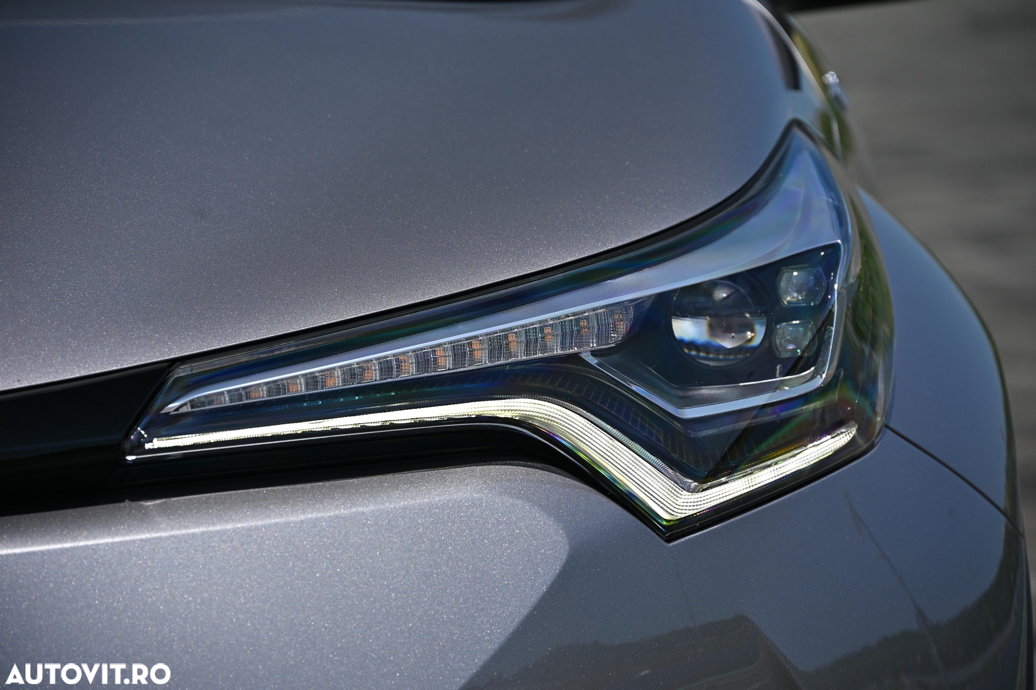 Toyota C-HR Hybrid Style Selection - 33