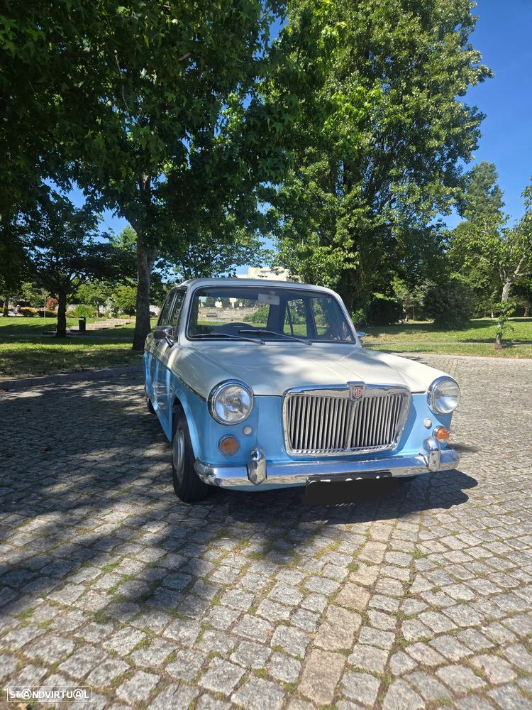 MG 1100 - 1