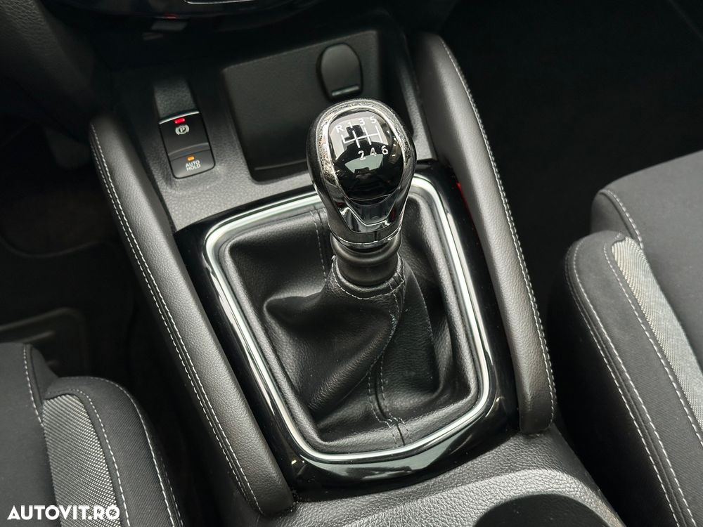 Nissan Qashqai - 15
