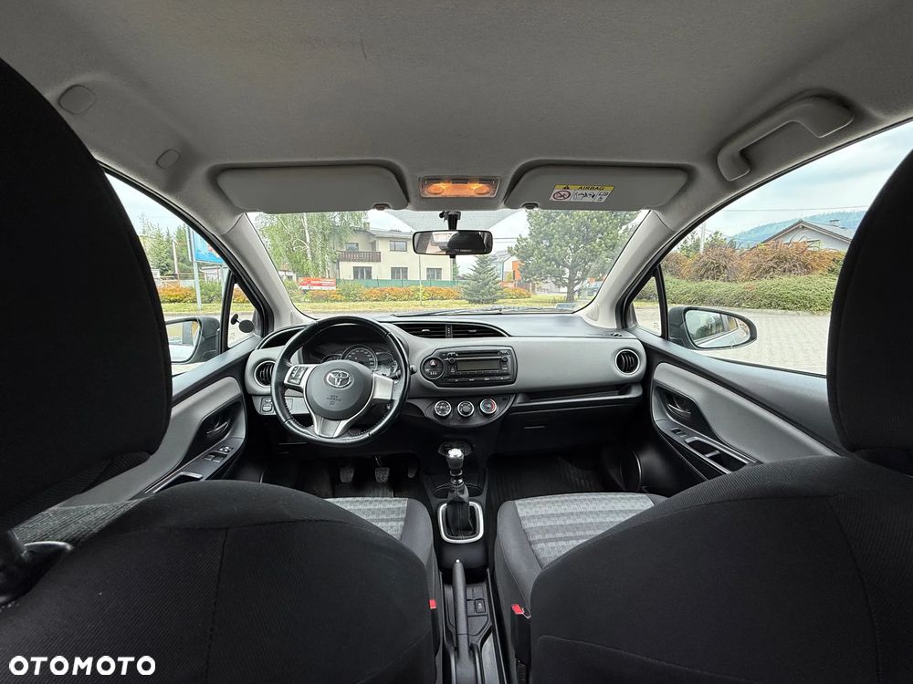 Toyota Yaris 1.33 Active EU6 - 13