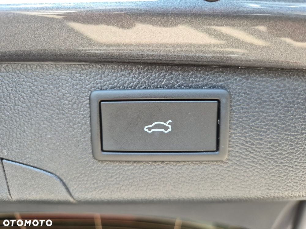 Skoda Superb 2.0 TDI SCR Selection DSG - 15