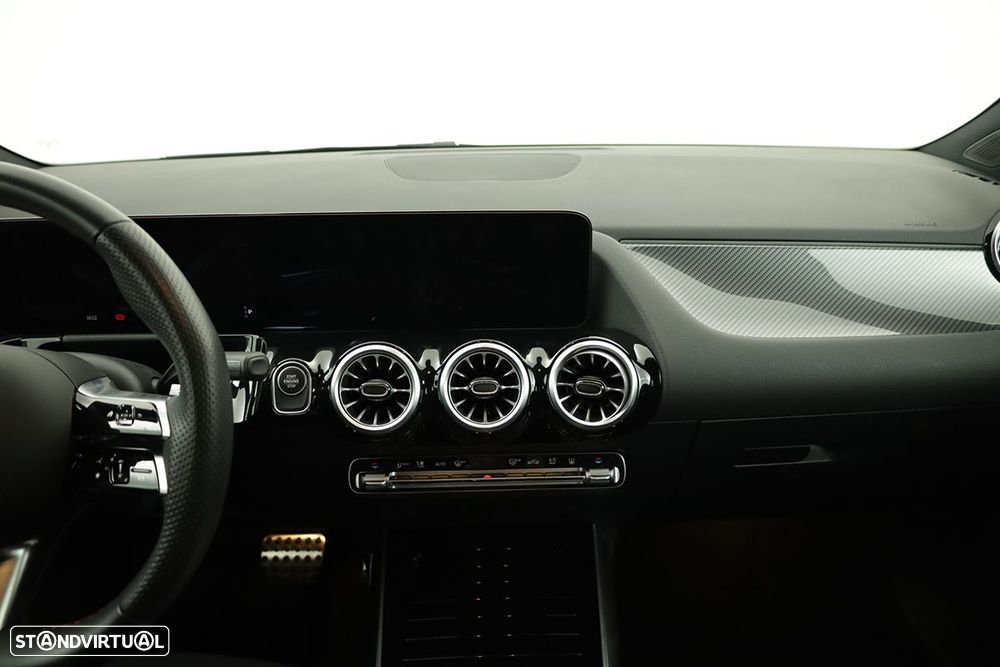 Mercedes-Benz GLA 250 e - 9