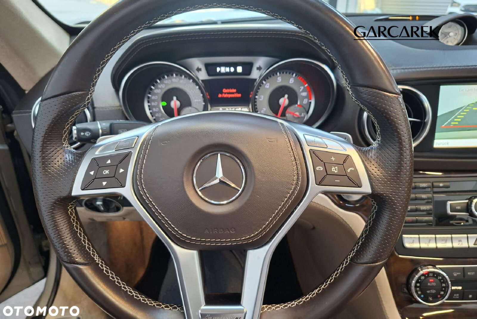 Mercedes-Benz SL - 25