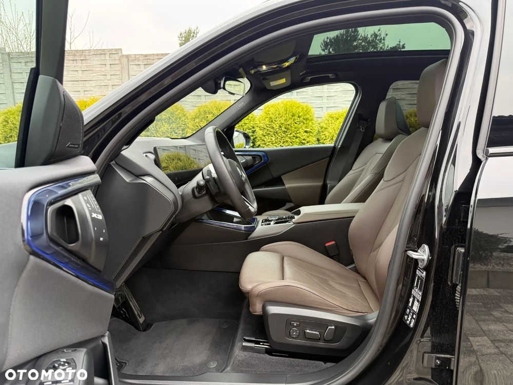 BMW X3 xDrive20 mHEV - 8