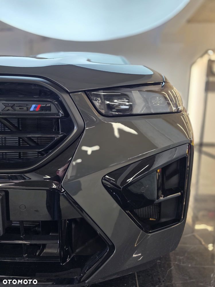 BMW X6M - 8