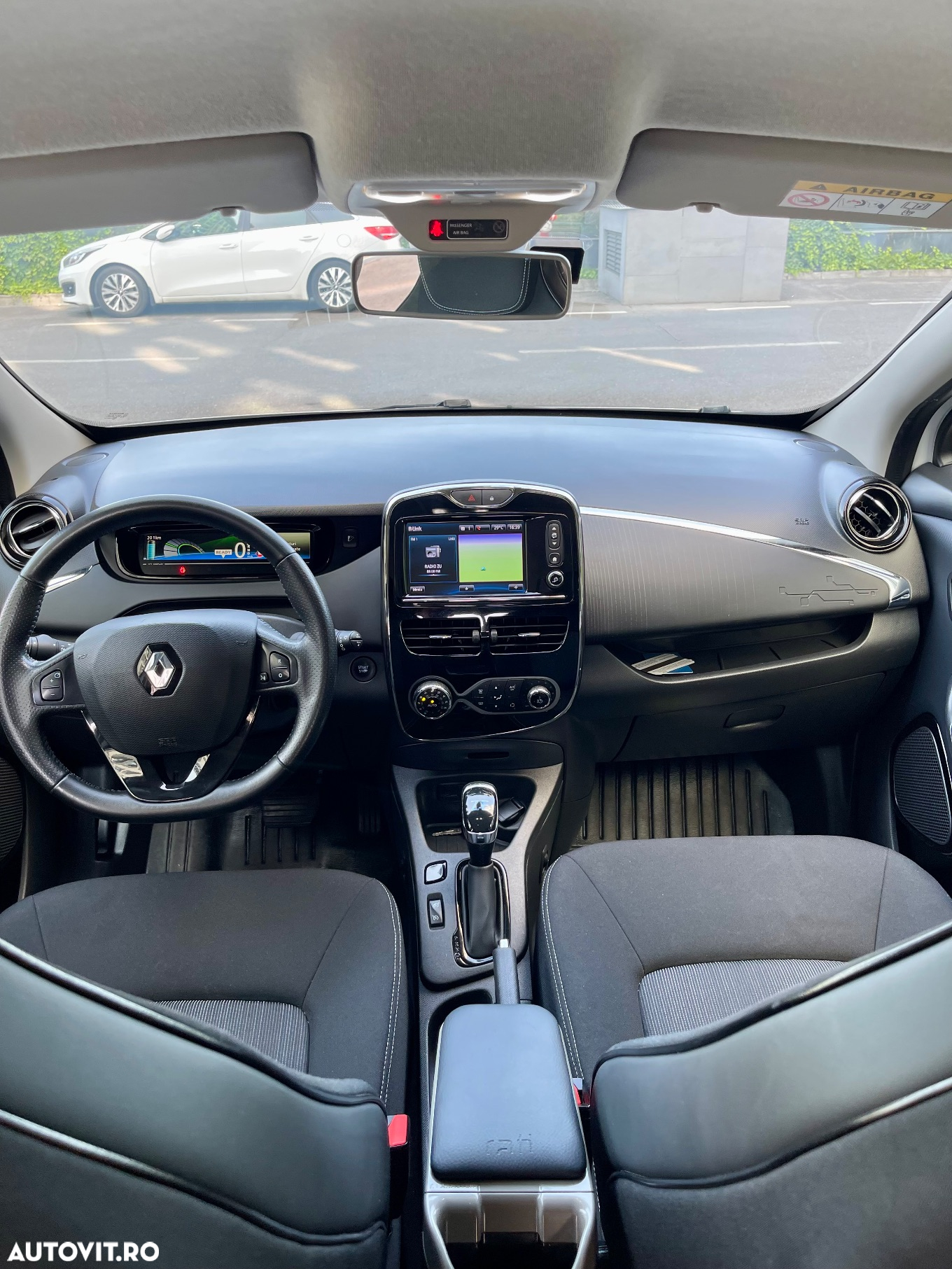 Renault ZOE (ohne Batterie) 41 kwh Life mit LIMITED Paket - 9
