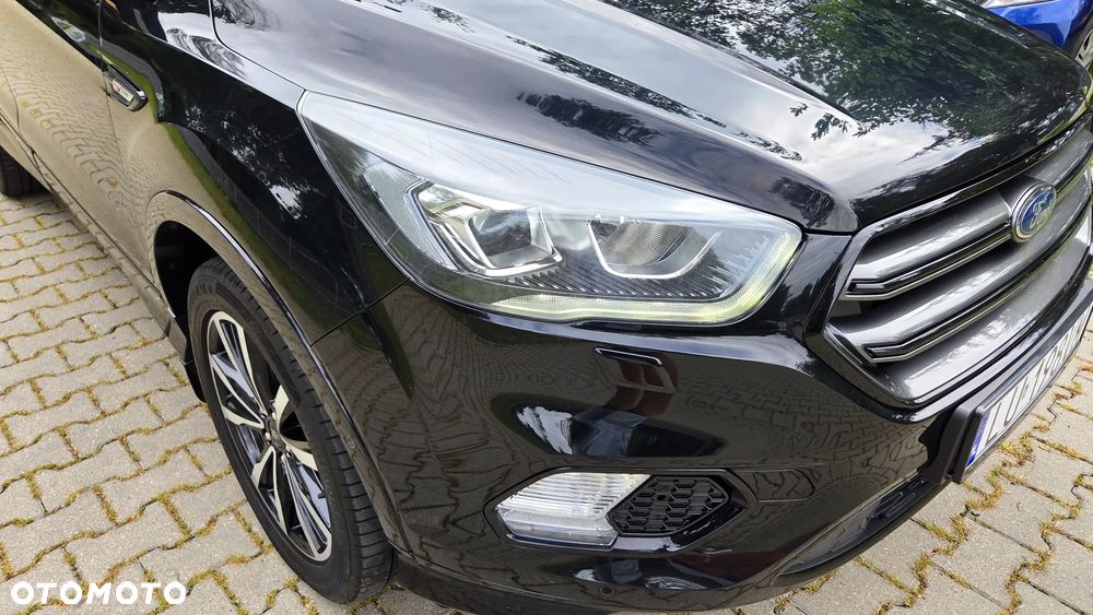 Ford Kuga 1.5 EcoBoost 2x4 ST-Line - 33