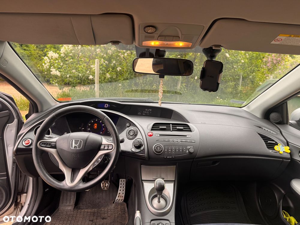 Honda Civic 1.8 Sport - 10