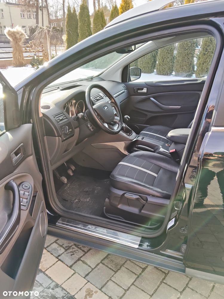Ford Kuga 2.0 TDCi Titanium - 3