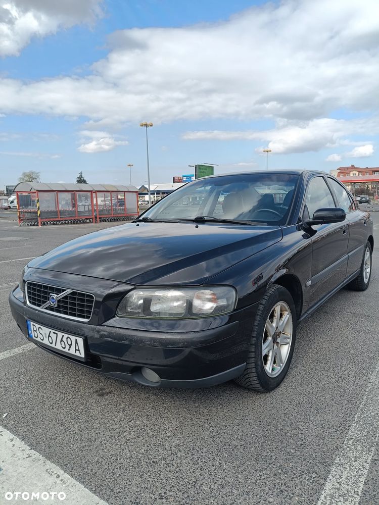 Volvo S60 2.4 D5 - 1