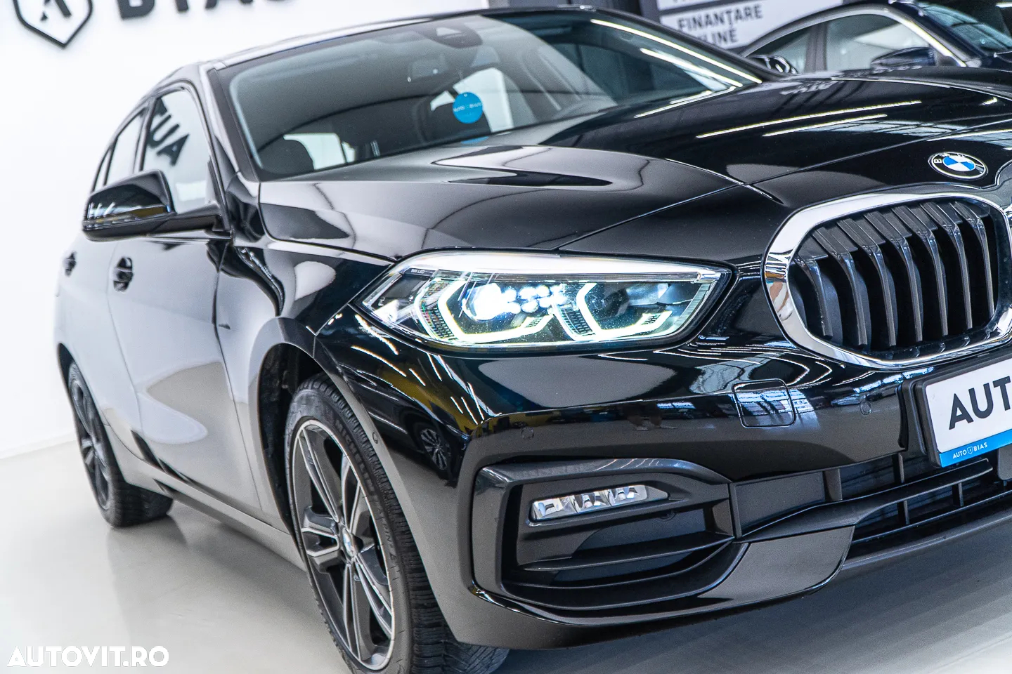 BMW Seria 1 118i Aut. Sport Line - 29