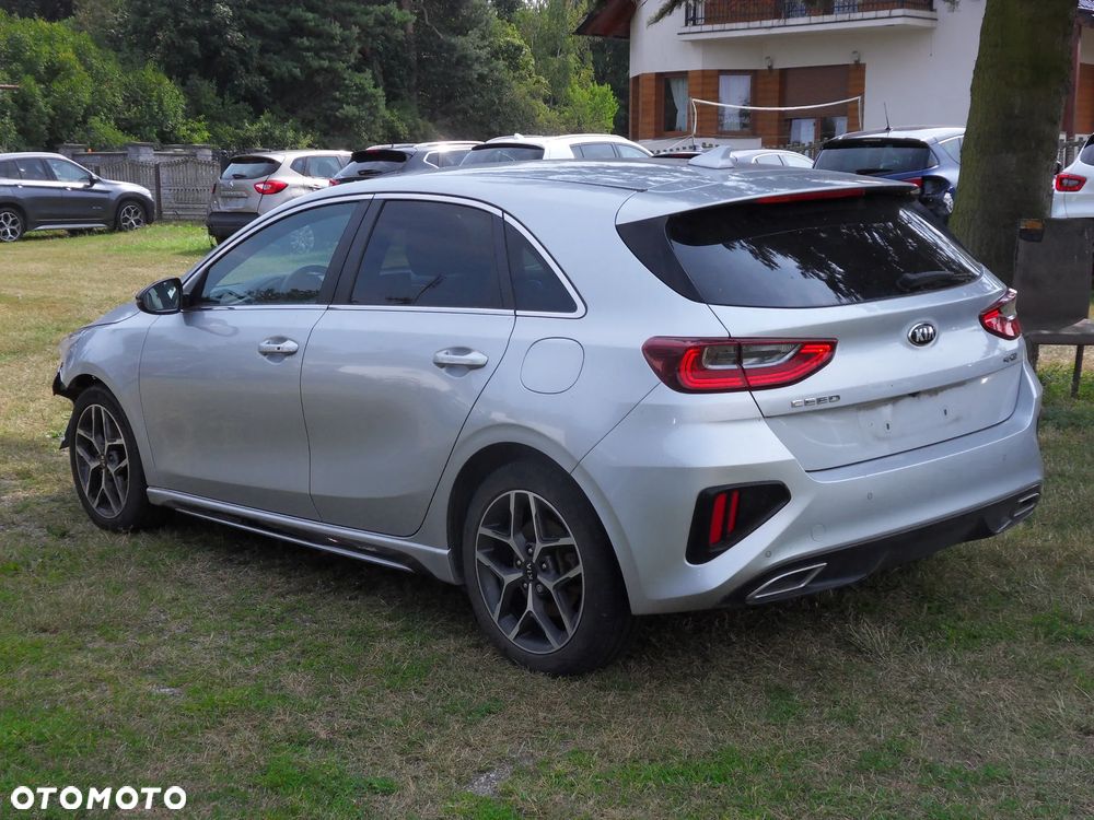 Kia Ceed 1.6 CRDi GT Line - 3