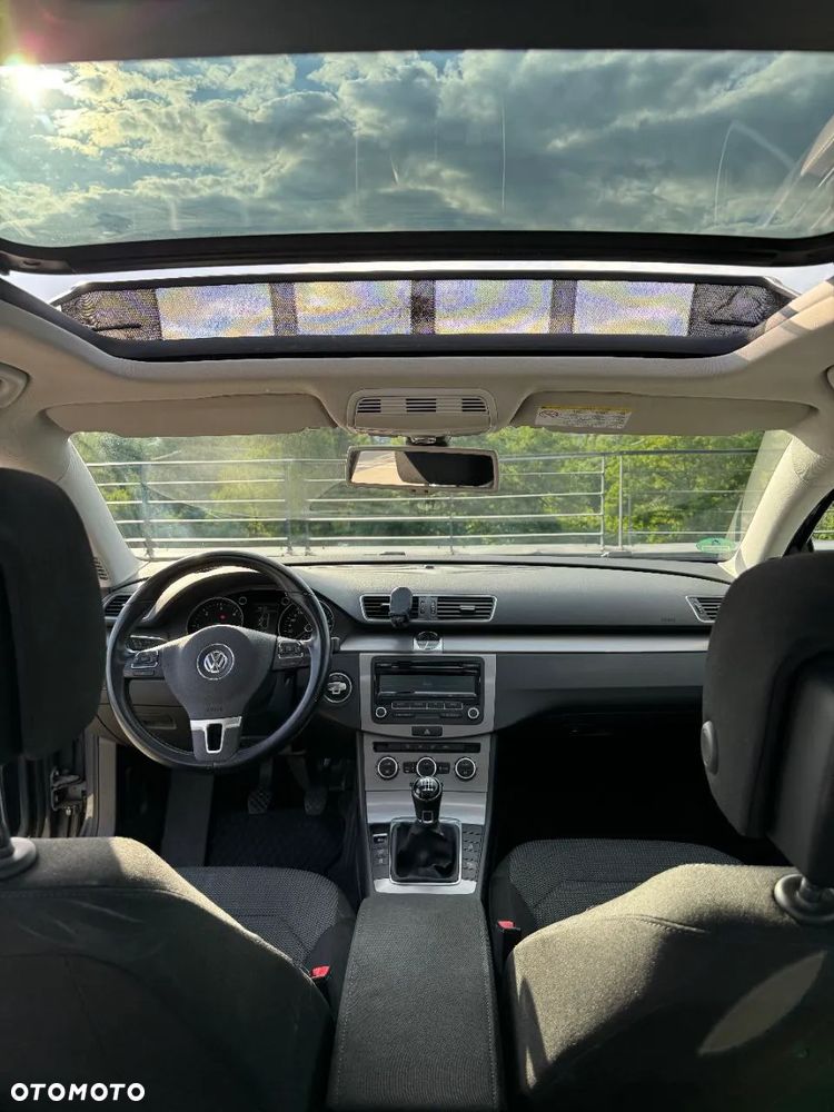 Volkswagen Passat Variant 1.6 TDI BlueMotion Technology Comfortline - 3