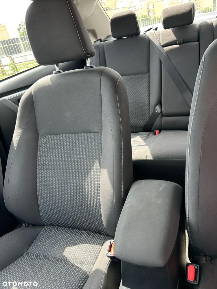 Toyota Corolla 1.6 Comfort MS - 15