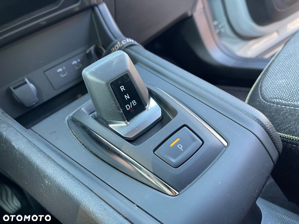 Renault Captur 1.8 E-TECH Full Hybrid 160 Techno - 17