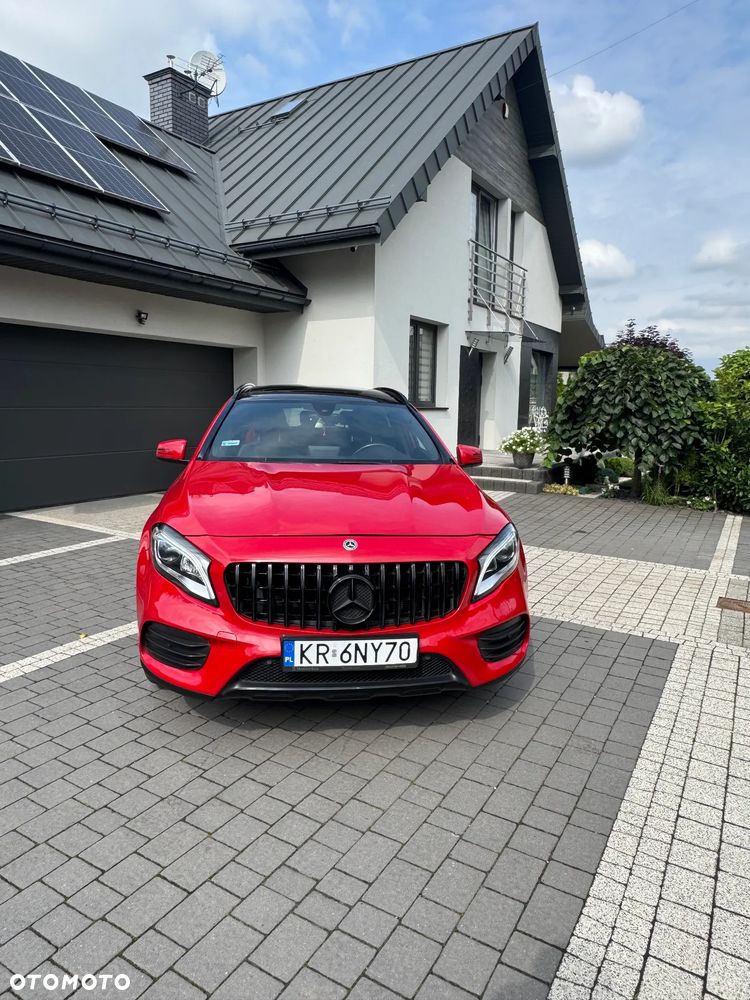 Mercedes-Benz GLA 250 4-Matic AMG Line - 4