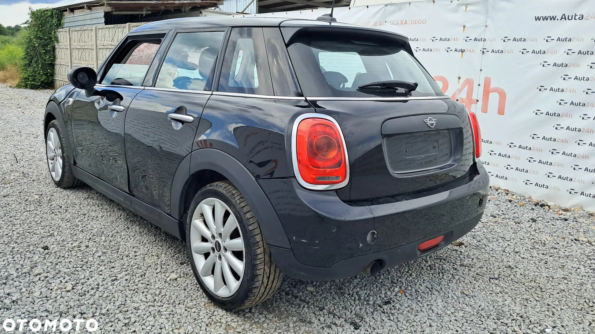 MINI ONE First - 6