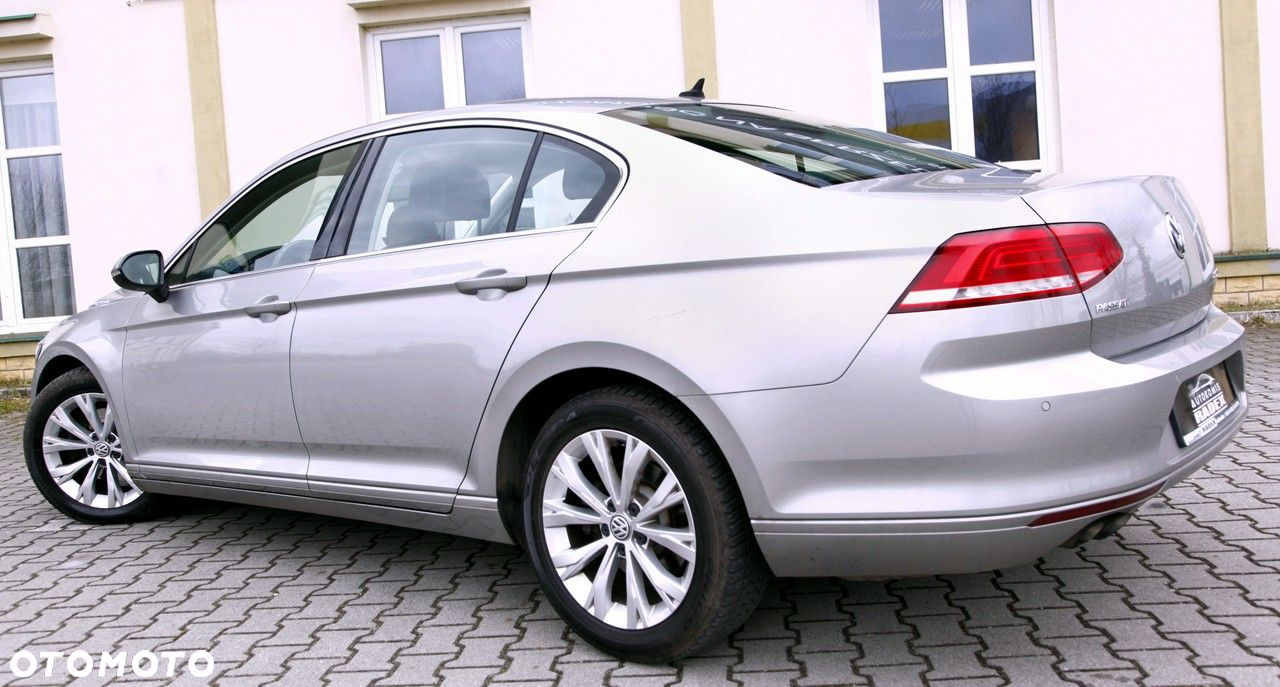 Volkswagen Passat 1.8 TSI BMT Comfortline - 26