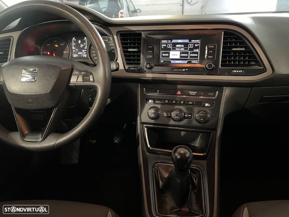 SEAT Leon 1.6 TDI DPF Ecomotive Reference - 11