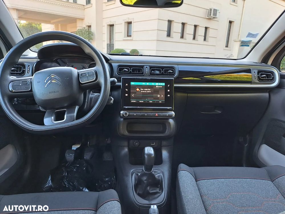 Citroën C3 Pure Tech 82 FEEL - 4