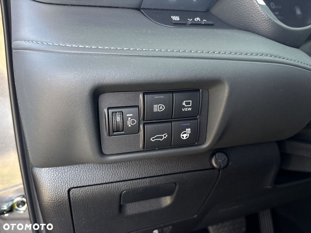 Toyota Highlander - 30