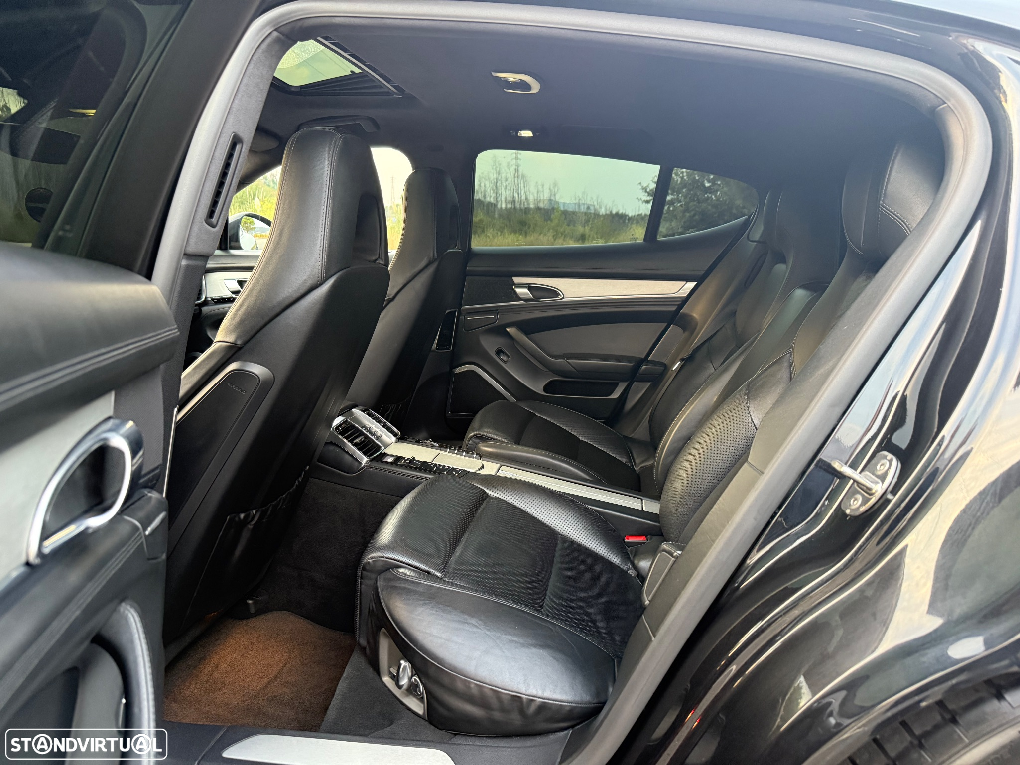 Porsche Panamera Turbo PDK - 12
