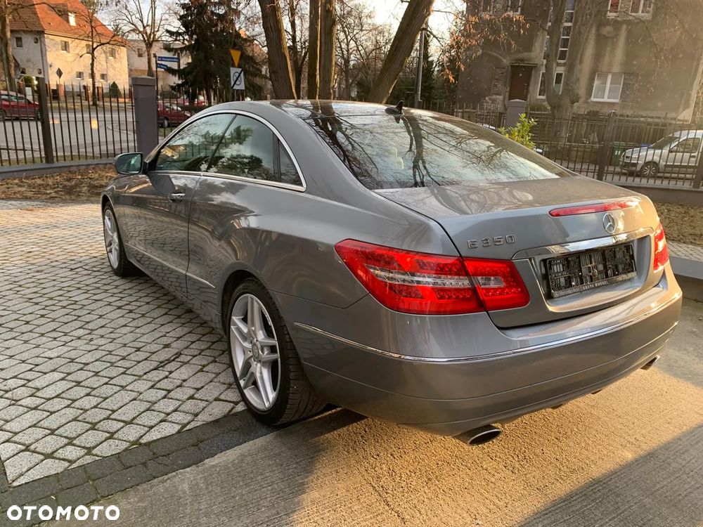 Mercedes-Benz Klasa E - 12