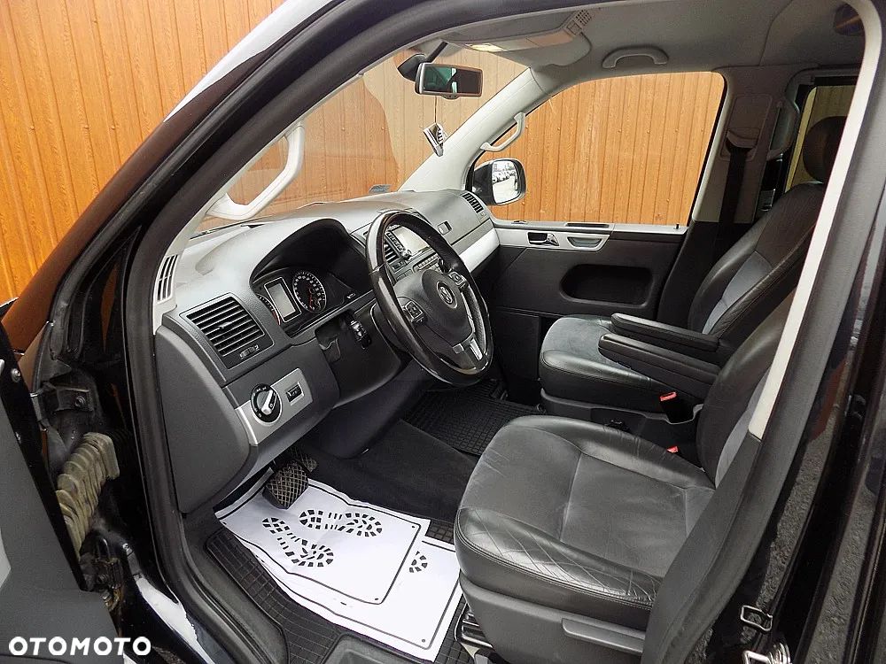 Volkswagen Multivan - 5