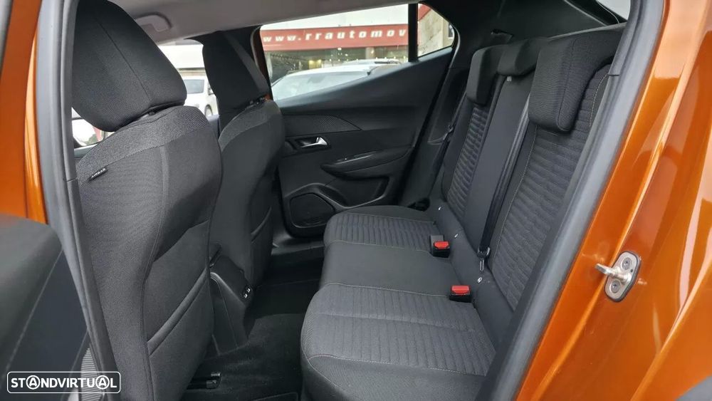 Peugeot e-2008 Active - 15