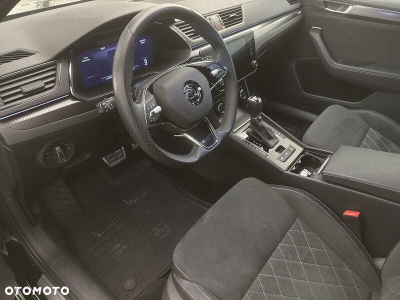 Skoda Superb 2.0 TDI SCR Sportline DSG - 10