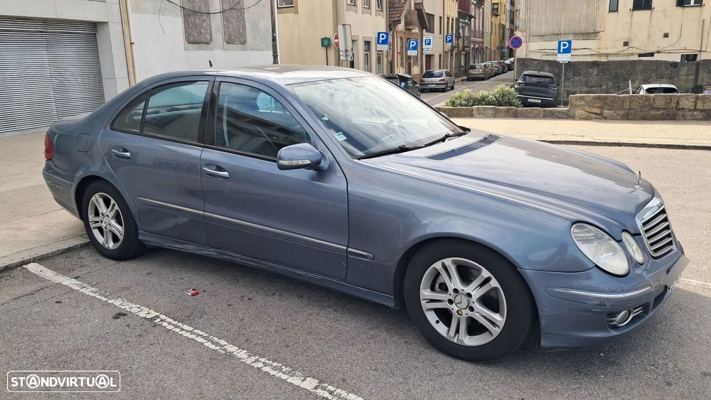 Mercedes-Benz E 220 CDI Avantgarde Aut. - 12