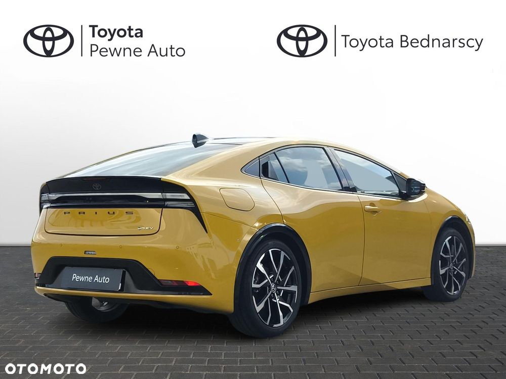 Toyota Prius - 5