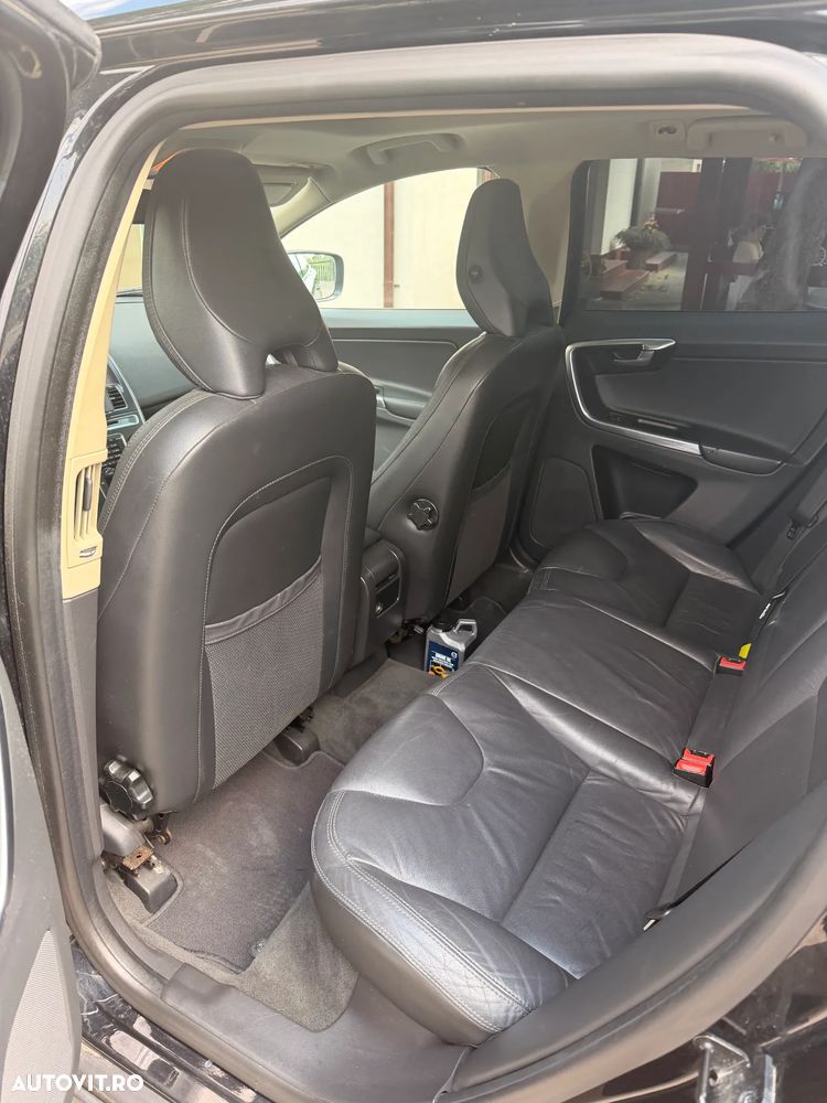 Volvo XC 60 D3 Start-Stop Momentum - 7