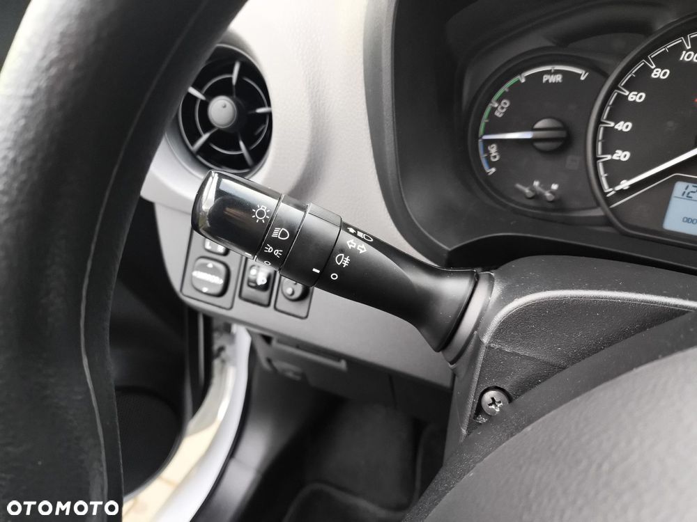 Toyota Yaris - 23
